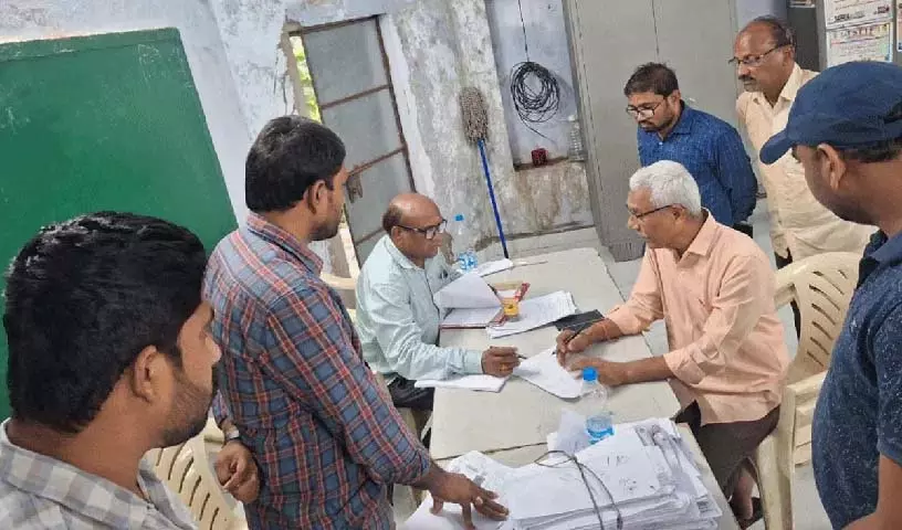 भू भारती आवेदनों के ऑनलाइन पंजीकरण में तेजी लाई जानी चाहिए: अतिरिक्त कलेक्टर श्रीनिवास रेड्डी
