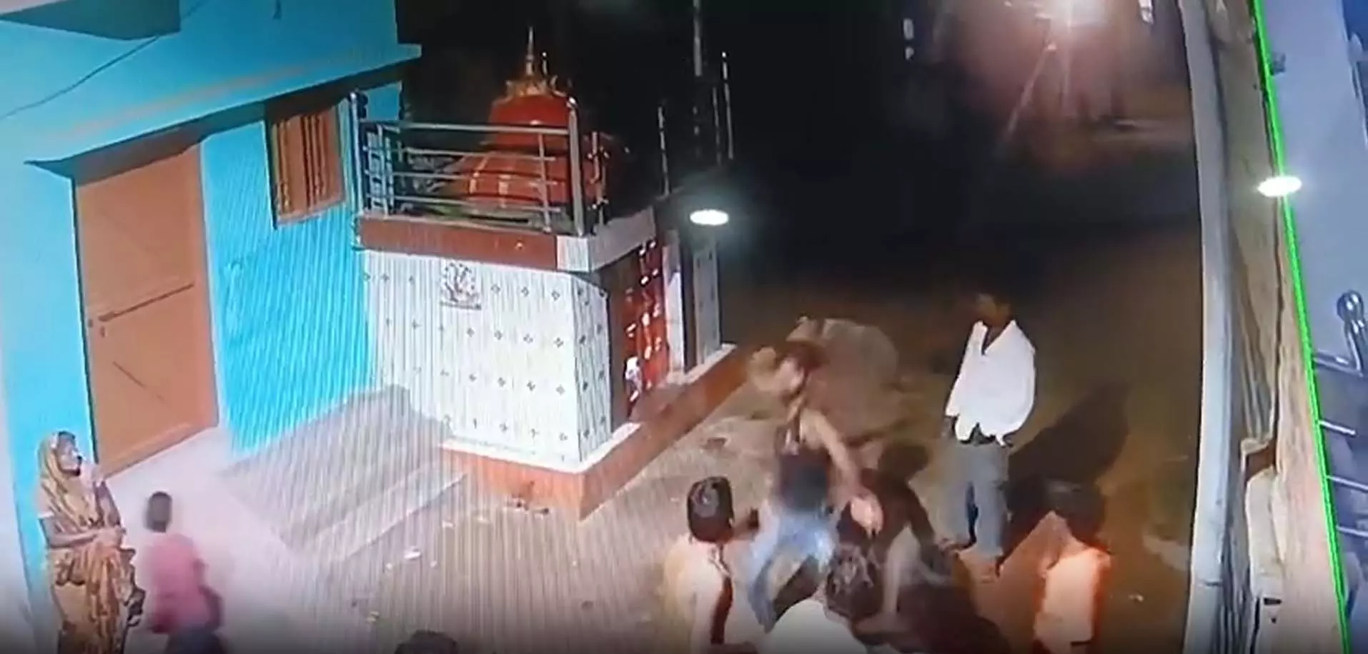 कसडोल में तलवार से हमला, पारिवारिक विवाद बना हिंसा की वजह, दहशत में लोग