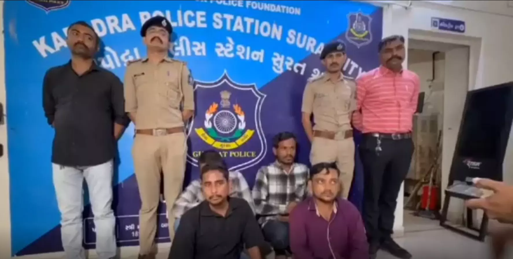 गैंगरेप: पत्नी के साथ हैवानियत की सारी हदें पार, पाइप से भी वार, पुलिस के हत्थे चढ़े दरिंदे