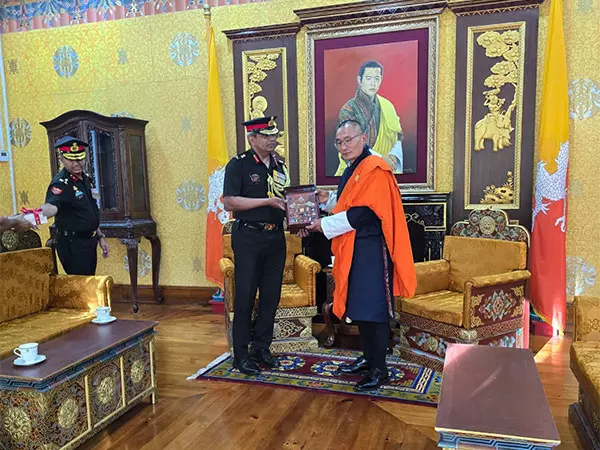 DGBR लेफ्टिनेंट जनरल रघु श्रीनिवासन ने BRO परियोजना दंतक की समीक्षा के लिए भूटान का कियादौरा
