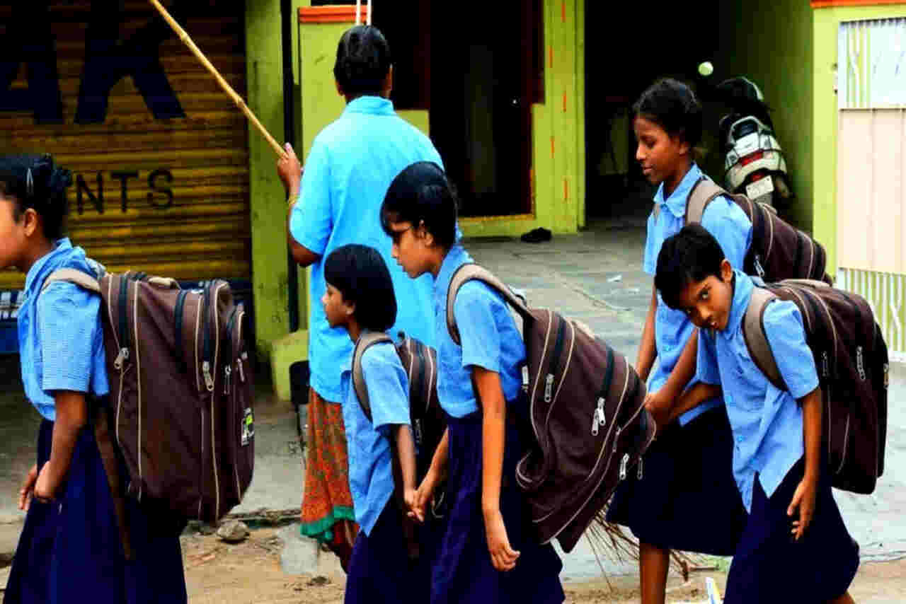 कांवड़ यात्रा को लेकर हरिद्वार में 14 से 23 जुलाई तक स्कूलों की रहेंगी छुट्टी, डीएम ने जारी किए आदेश 