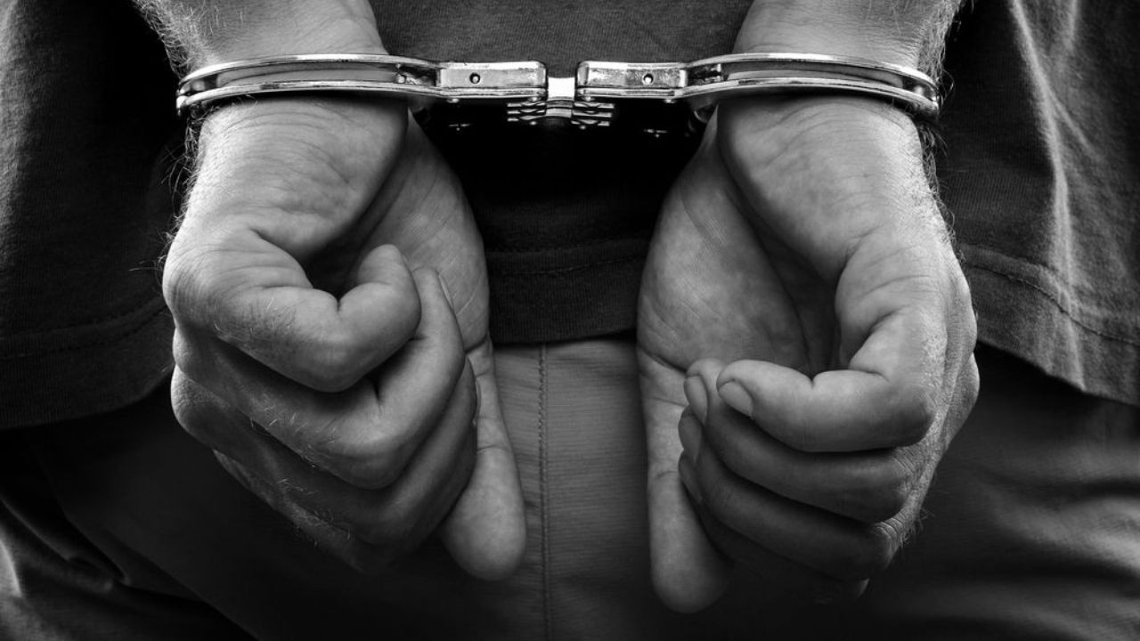 बेंगलुरु के इलेक्ट्रॉनिक सिटी में एक हैरान कर देने वाला मामला सामने आया,...