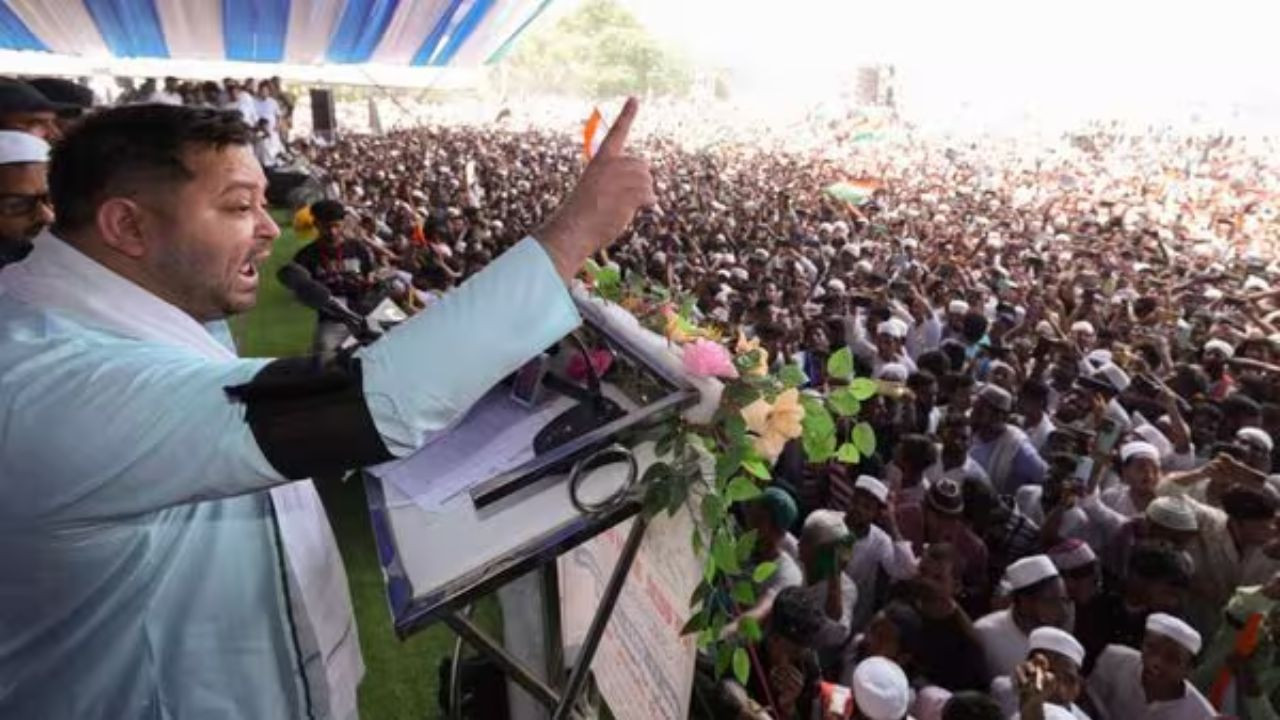 Bihar Election 2025: बिहार चुनाव को लेकर अभी समय है. CM नीतीश कुमार पर हमला करते हुए...