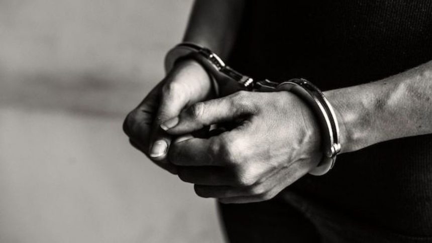 पुलिस अब यह पता लगाने में जुटी है कि आखिर 90 लाख रुपये कहां गए? साथ ही मंदिर...