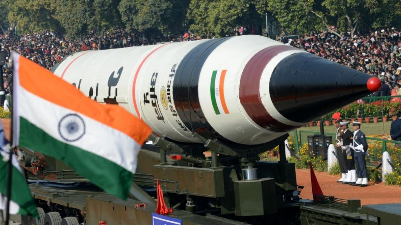 भारत अब अमेरिका के बंकर-बस्टर बमों की टक्कर में एक अत्याधुनिक मिसाइल...