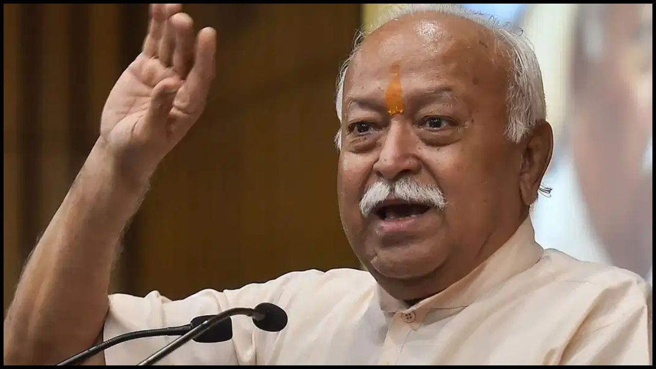 RSS Retirement Comment: RSS प्रमुख मोहन भागवत ने 75 वर्ष की उम्र में सार्वजनिक जीवन से हटने की...