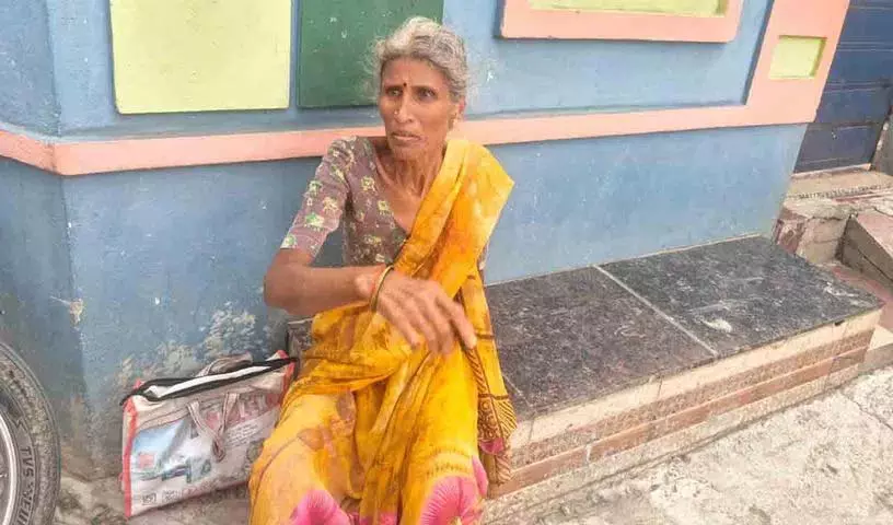 अम्मा.. मैं एक पंचायत सचिव हूं और मैं पुस्टेलाटाडु हूं