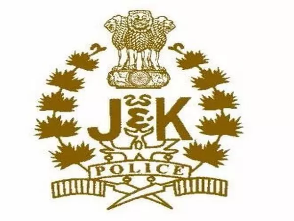 Anantnag पुलिस ने आतंकी साजिश नाकाम की, नाका चेकिंग के दौरान हथियार और गोला-बारूद के साथ 3 गिरफ्तार