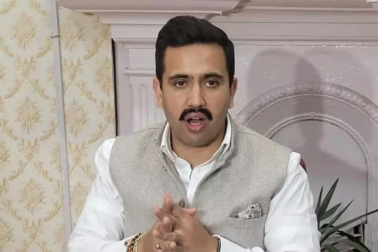 हिमाचल में बारिश से नुकसान पर सख्त PWD : सड़क बहाली तेज, भ्रष्टाचार पर कार्रवाई की चेतावनी