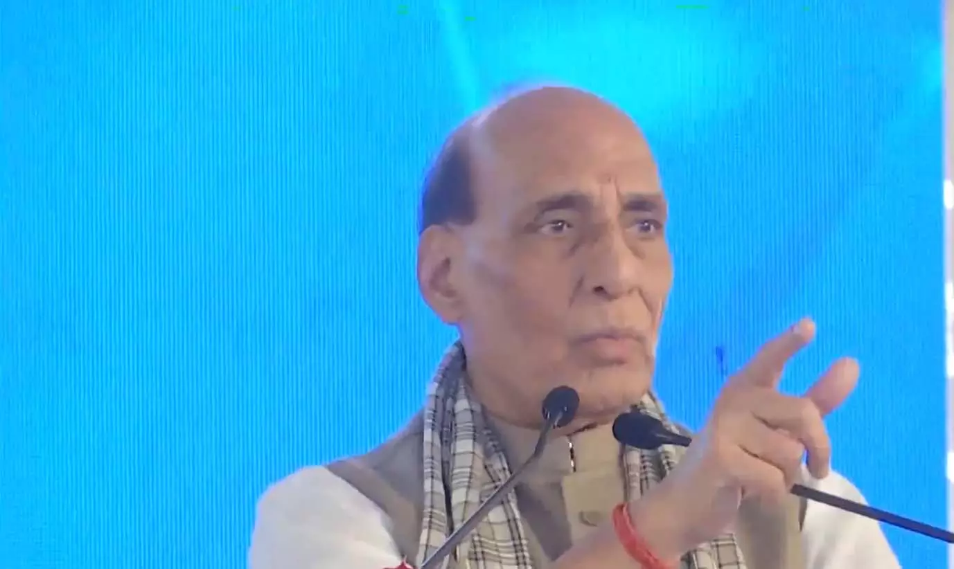 नाम लिए बिना देश के रक्षा मंत्री का अमेरिका के राष्ट्रपति डोनाल्ड ट्रंप को तगड़ा जवाब | Without naming the country's Defense Minister, the country's strong reply to US President Donald Trump | नाम लिए बिना देश के रक्षा मंत्री का अमेरिका के राष्ट्रपति डोनाल्ड ट्रंप को तगड़ा जवाब