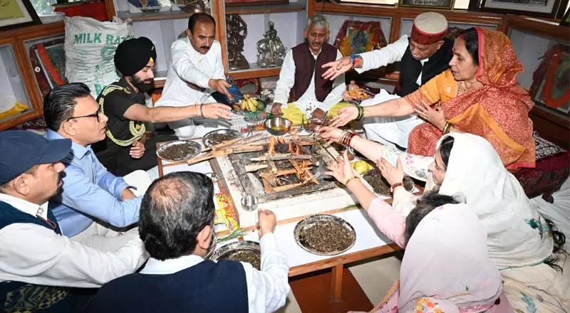 आपदामुक्त हिमाचल के लिए शिमला में हवन यज्ञ | Hawan Yagna in Shimla for disaster free Himachal | आपदामुक्त हिमाचल के लिए शिमला में हवन यज्ञ