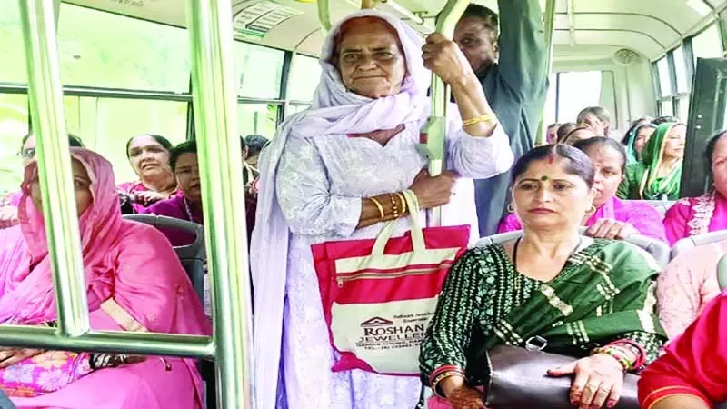 160 रूटों पर फ्री में करवाया महिलाओं को सफर | Women were allowed to travel for free on 160 routes | 160 रूटों पर फ्री में करवाया महिलाओं को सफर