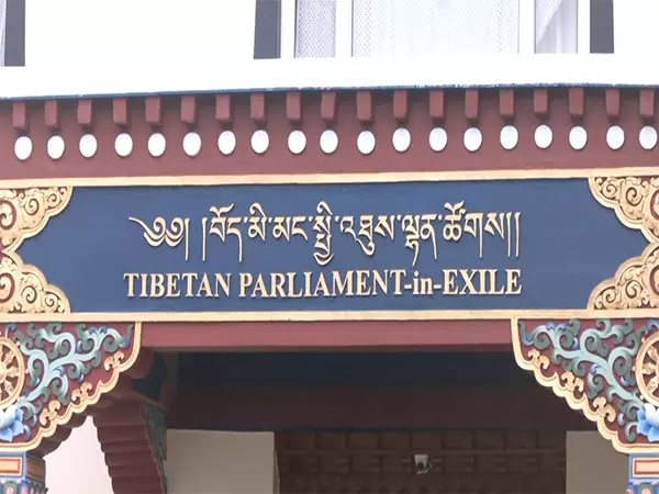 निर्वासित तिब्बतियों ने TAR अधिकारी की टिप्पणी की निंदा