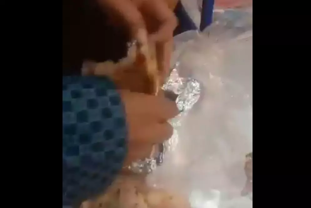 ढाबा चर्चा में आया! वीडियो ने मचाई खलबली | Dhaba came into discussion! The video caused a stir | ढाबा चर्चा में आया! वीडियो ने मचाई खलबली