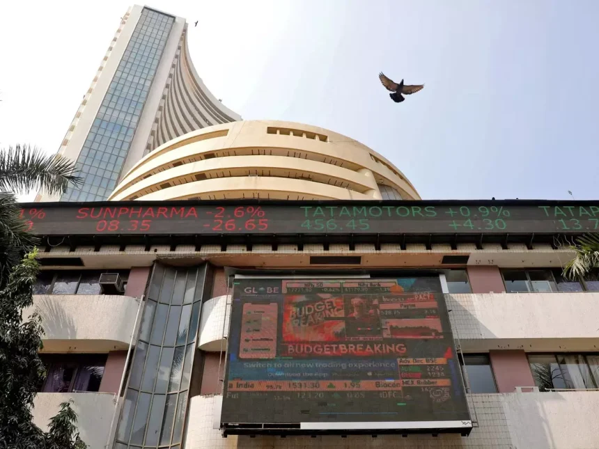 हरे निशान में खुला भारतीय शेयर बाजार, पीएसयू बैंक शेयरों में तेजी | Indian stock market opened in green mark, PSU bank shares rose | हरे निशान में खुला भारतीय शेयर बाजार, पीएसयू बैंक शेयरों में तेजी