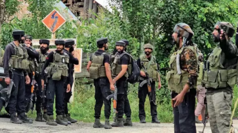 किश्तवाड़ मुठभेड़: दूसरे दिन भी तलाशी जारी | Kishtwar encounter: Search continues on second day  किश्तवाड़ मुठभेड़: दूसरे दिन भी तलाशी जारी