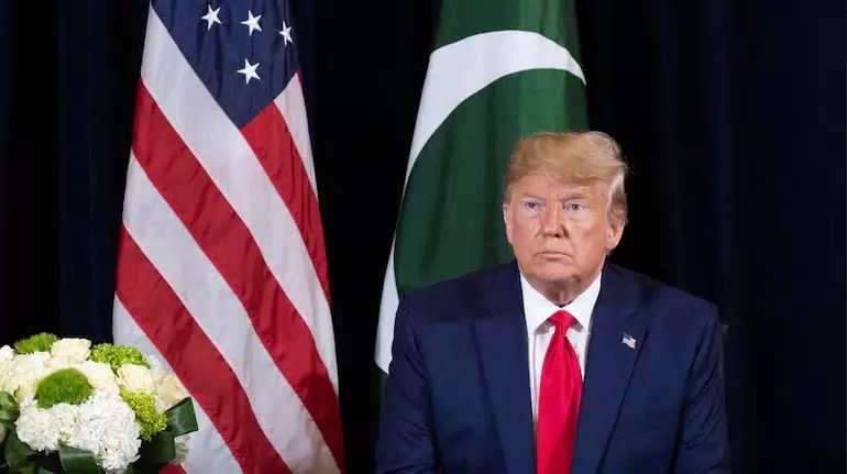 Trump के साथ पाकिस्तान का जोखिम भरा हनीमून चरण