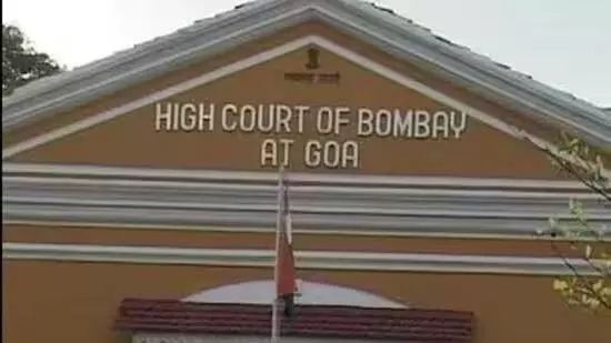 Bombay: हाईकोर्ट ने गोवा पार्षद की गिरफ्तारी को बताया गैरकानूनी | Bombay: हाईकोर्ट ने गोवा पार्षद की गिरफ्तारी को बताया गैरकानूनी,Bombay: High Court declared arrest of Goa councillor illegal
