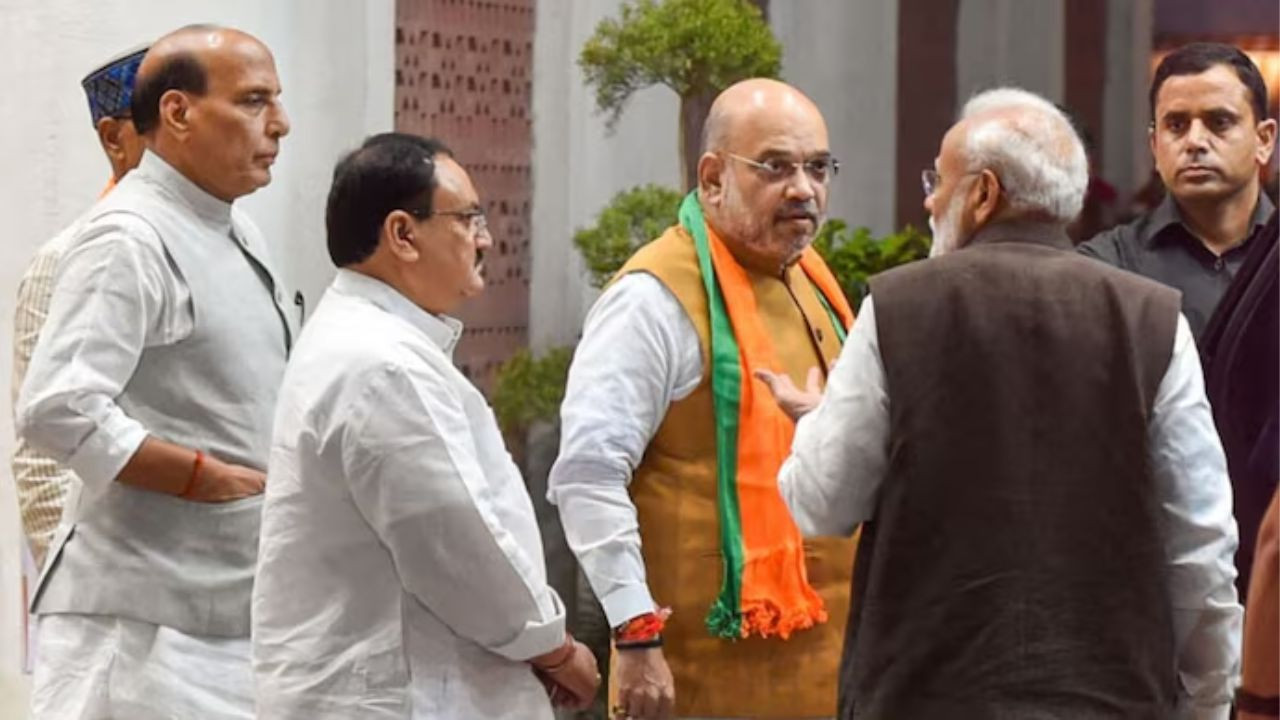 सूत्रों के अनुसार, इस बैठक में एनडीए शासित राज्यों के सभी मुख्यमंत्री और...