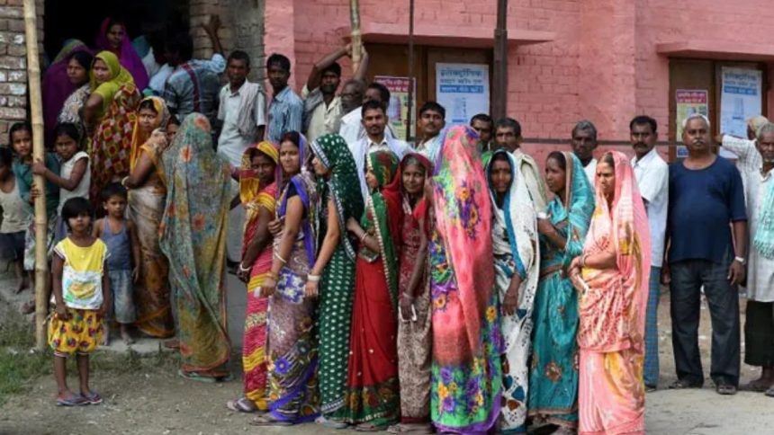 निर्वाचन आयोग ने बिहार विधानसभा चुनाव की तैयारियां तेज कर दी हैं. मतदाता...