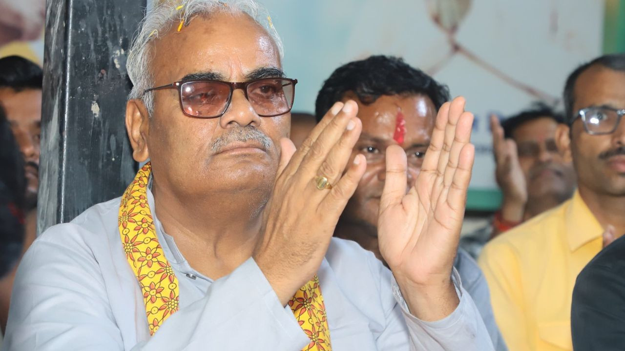 Rajasthan Teacher Dress Code: राजस्थान के शिक्षा मंत्री मदन दिलावर ने स्कूलों में शिक्षकों...
