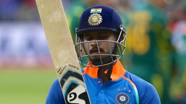 &ldquo;जब हक छीना जाता है तो निराशा होती है&rdquo; &ndash; एशिया कप से बाहर अय्यर का बयान वायरल