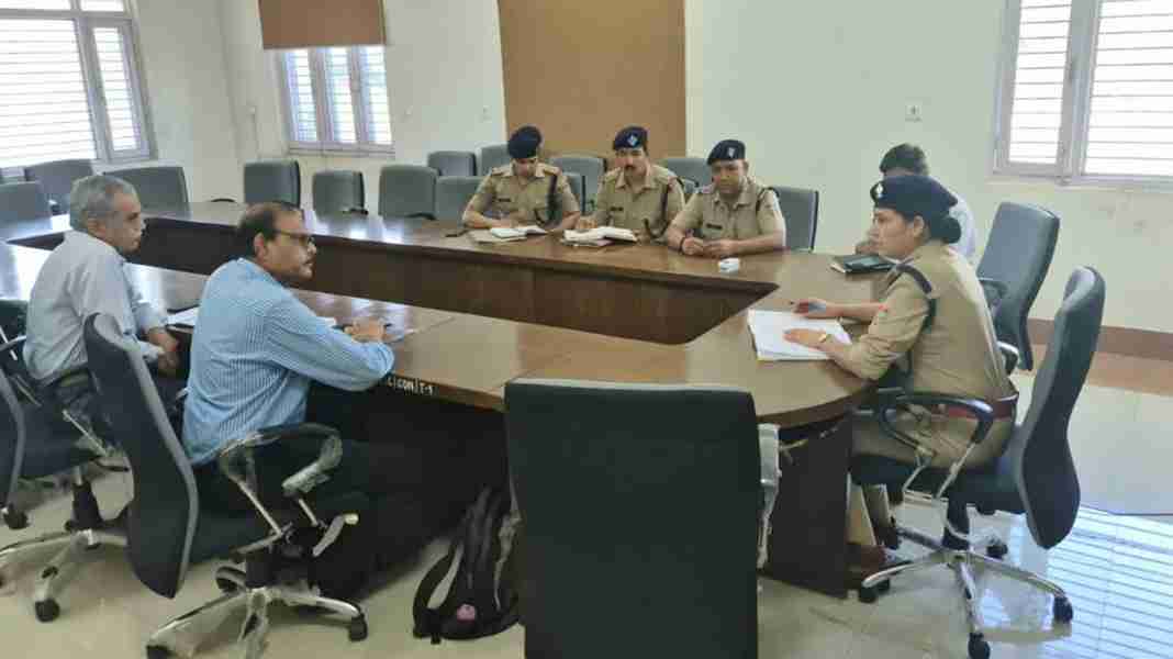 UKSSSC कार्यालय पहुंची SIT, पेपर लीक मामले में अधिकारियों से की पूछताछ, रिकॉर्ड भी खंगाले
