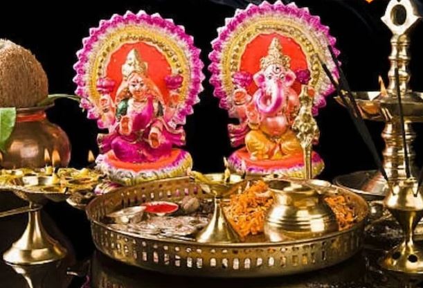 धनतेरस पर नहीं चाहिए सोना-चांदी, ये सस्ते उपाय भी भर देंगे तिजोरी, मां लक्ष्मी होंगी प्रसन्न