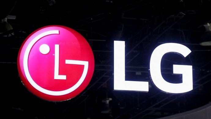 LG India Share Price: छप्परफाड़ लिस्टिंग के बाद प्रॉफिट बुकिंग का शिकार हुआ स्टॉक! चेक करें टारगेट प्राइस
