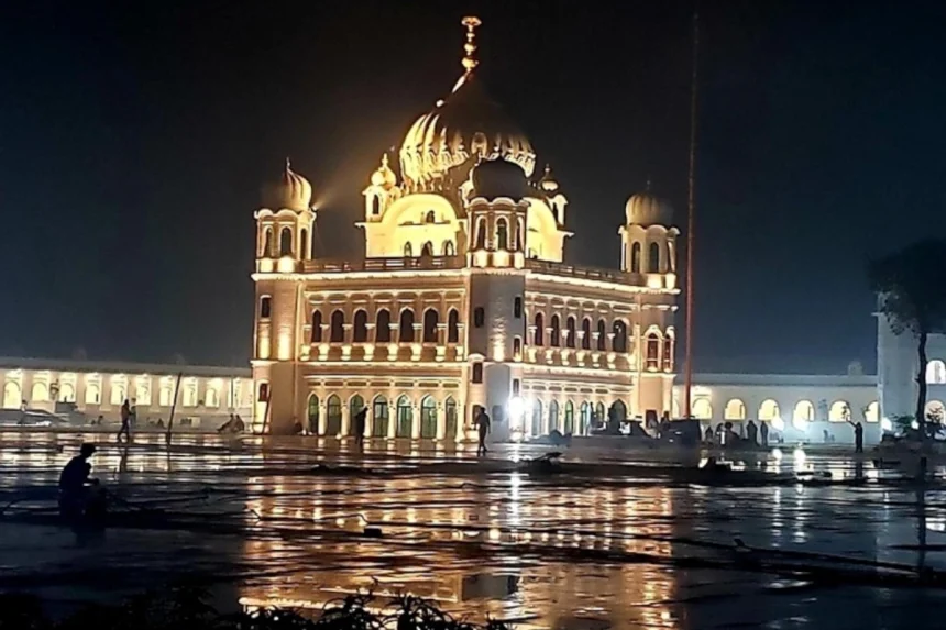 गुरुनानक जयंती पर सिख तीर्थयात्रियों को मिली पाकिस्तान जाने की अनुमति, 2100