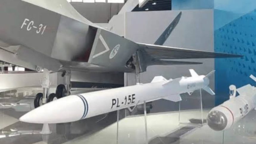 Chinese PL-15 Missile: डीआरडीओ ने ऑपरेशन सिंदूर के दौरान बरामद चीन की पीएल-15 मिसाइल का...