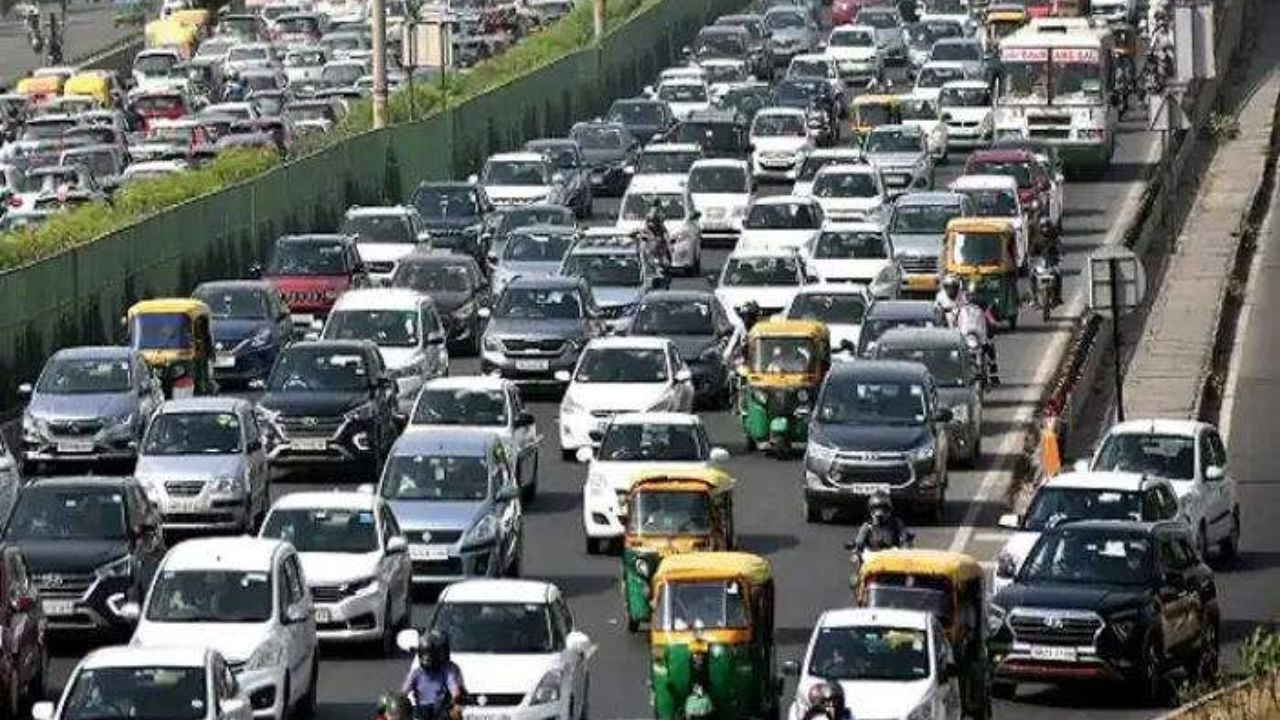 28 सितंबर को सुबह 7 बजे से 9 बजे तक 'नमो रन - विकसित दिल्ली के लिए' के कारण दिल्ली...