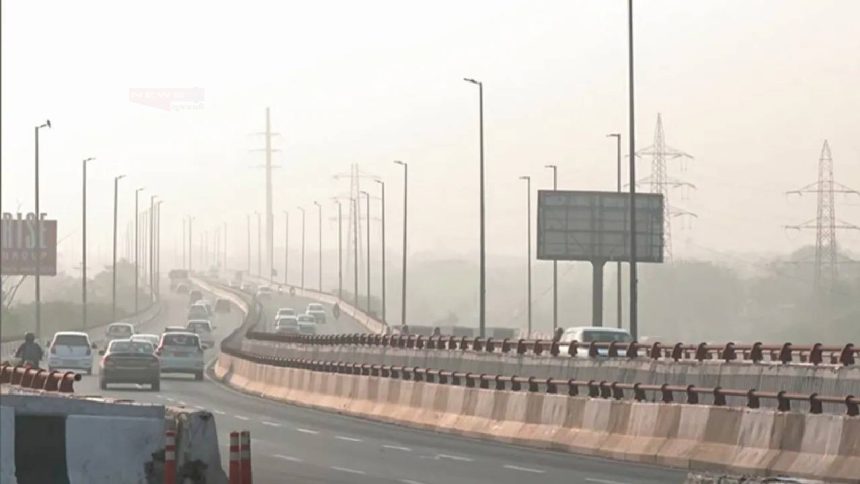 GRAP 2 Implemented In Delhi: दिवाली से पहले ही दिल्ली की हवा बेहद खराब स्थिति में पहुंच चुकी...