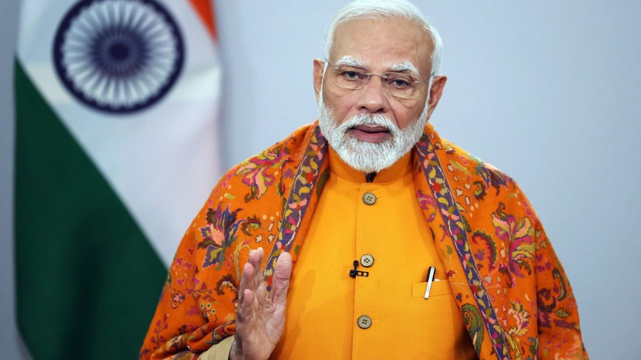PM Modi Wishes Dussehra 2025: प्रधानमंत्री नरेंद्र मोदी ने दशहरे पर देश को बधाई दी है. साथ ही...