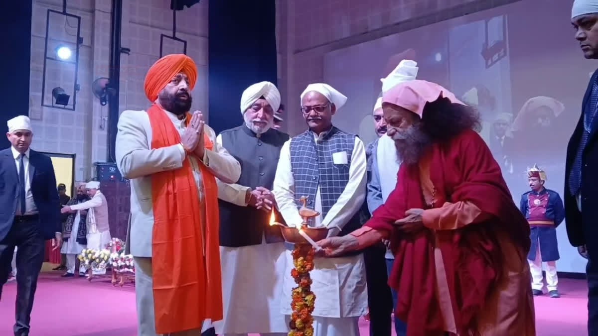 उत्तराखंड: गुरु तेग बहादुर शहीदी दिवस, संस्कृत विश्वविद्यालय में संगोष्ठी का आयोजन, राज्यपाल ने की शिरकत