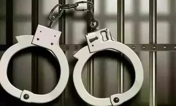 Nashik  में आईवीएफ सेंटर सील, सरोगेसी रैकेट की जांच शुरू | IVF centre sealed in Nashik, investigation launched into surrogacy racket