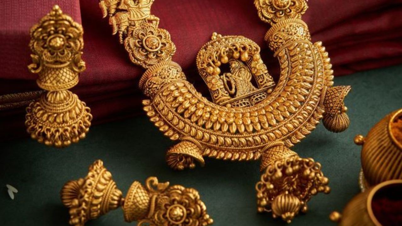 सोमवार को गिर गए सोने-चांदी के दाम? यहां चेक करें लेटेस्ट रेट | Gold and Silver Price today 23 March 2026 Monday Check Latest Rates In your...