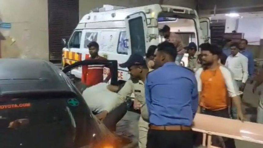 CM मोहन यादव के कार्यक्रम से लौट रही बस में ट्रक ने मारी जोरदार टक्कर, 10 की मौत; एक व्यक्ति हाथ कटकर हुआ अलग | Road Accident in Chhindwara CM Mohan Yadav Programe Madhya...