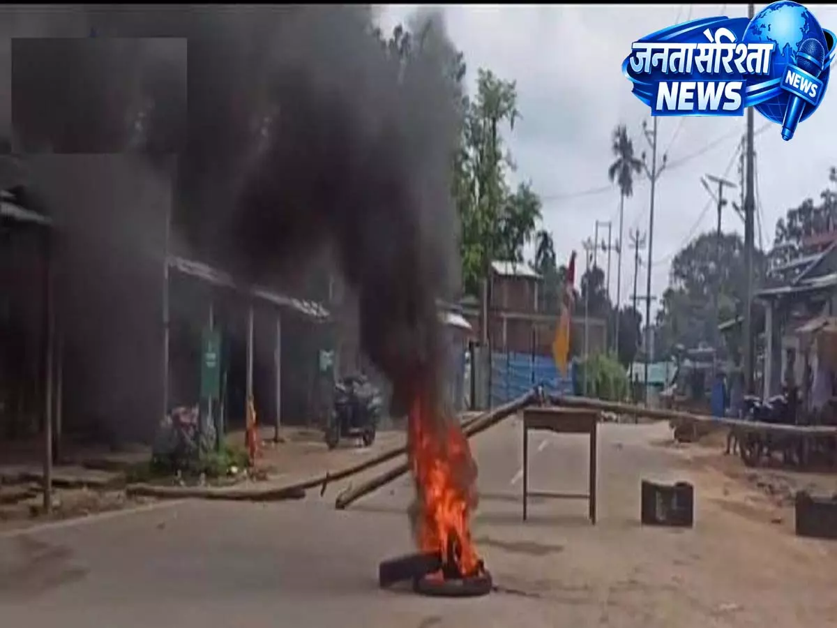 Tripura: बीजेपी नेता गिरफ्तारी के बाद टिपरा मोथा ने जम्पुइजाला बंद किया, बीजेपी ऑफिस में तोड़फोड़ से तनाव बढ़ा | Tripura: Tipra Motha shuts down Jampuijala after BJP leader's arrest, tension escalates as BJP office vandalised