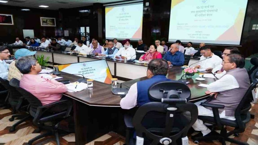 वनाग्नि पर सख्त धामी सरकार, फॉरेस्ट गार्ड के 1000 पदों पर होगी भर्ती, CM धामी ने की हाईलेवल मीटिंग