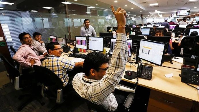 घाटे से मुनाफे में लौटी ये कंपनी! शेयर में दिखी 14% से ज्यादा की तेजी - आपके पोर्टफोलियो में है?