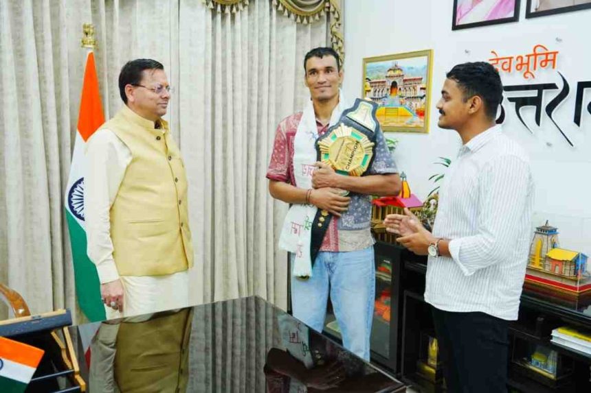 एमएफएन विश्व चैंपियन दिगंबर रावत ने सीएम धामी से की मुलाकात, अंतरराष्ट्रीय जीत पर दी बधाई