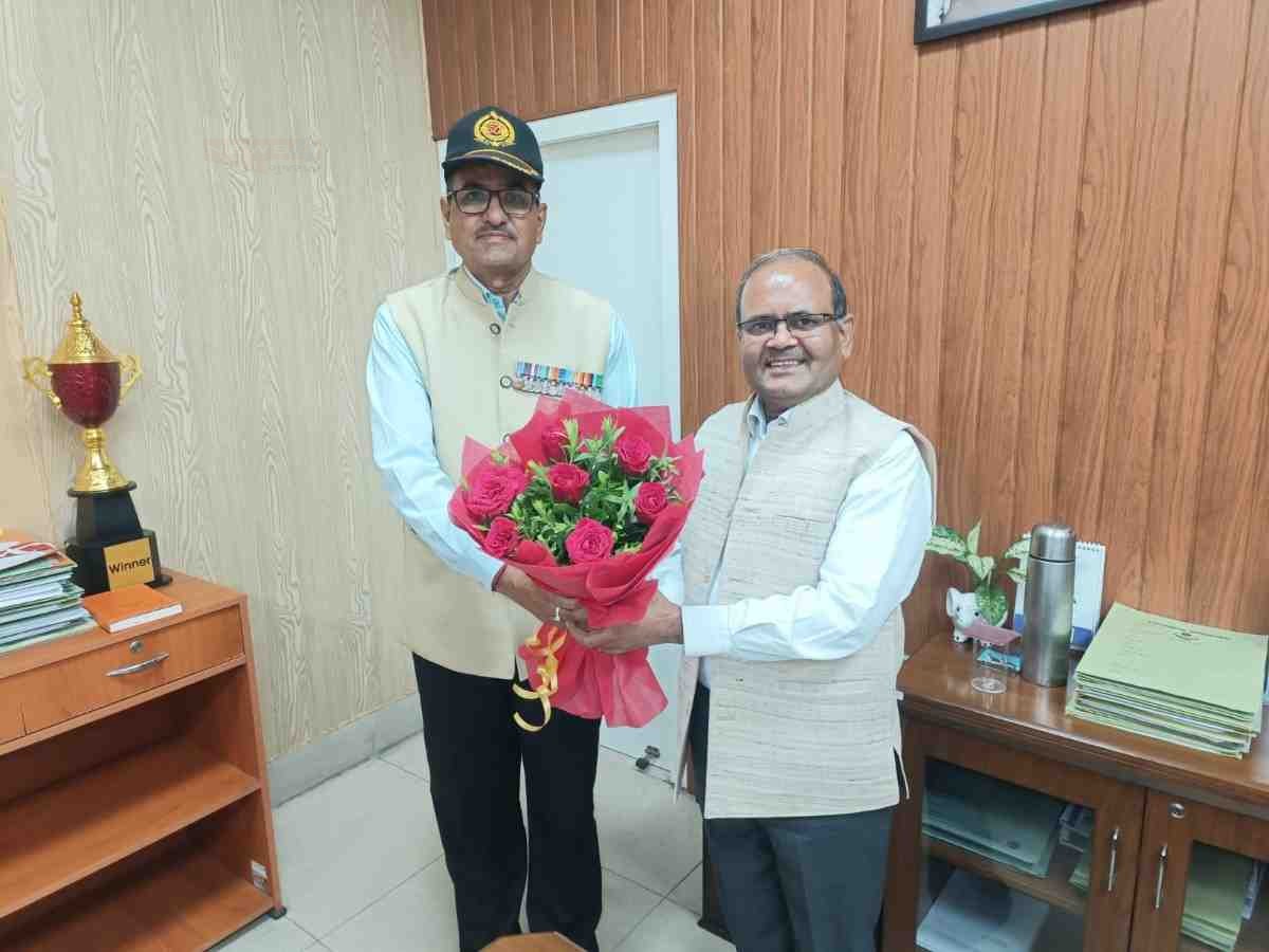 उत्तराखंड के आपदा प्रबंधन में पूर्व सैनिक निभाएंगे अहम भूमिका, लेफ्टिनेंट कर्नल रघुवीर सिंह भण्डारी ने संभाला कार्यभार